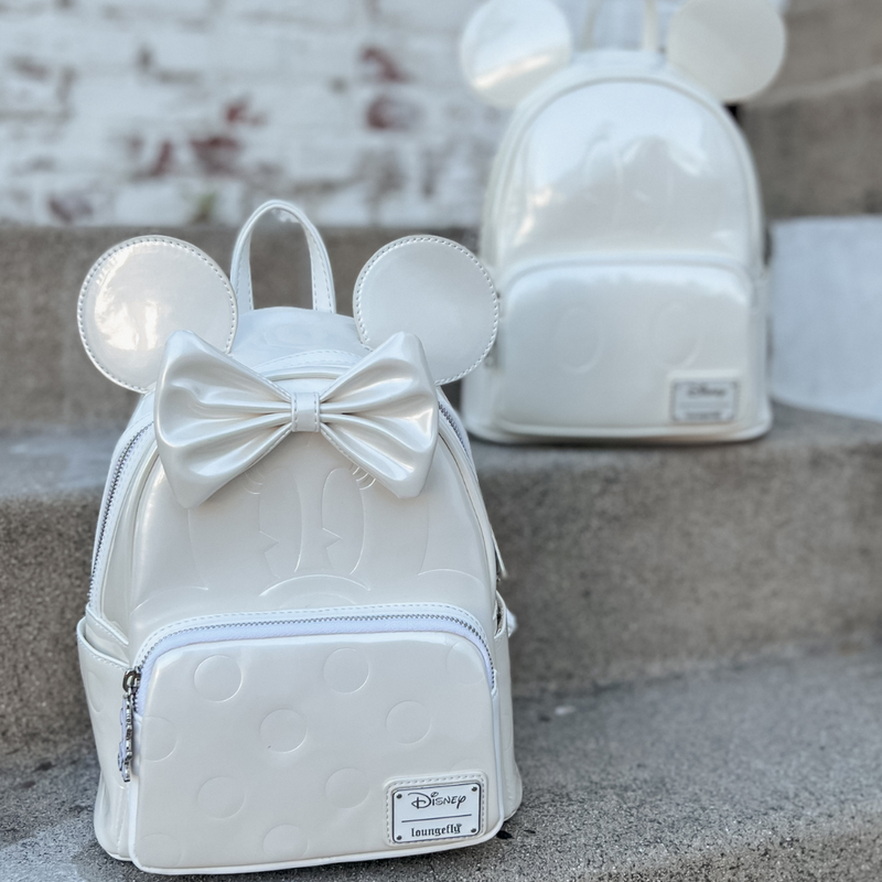LOUNGEFLY X COLLECTORS OUTLET EXCLUSIVE DISNEY PEARL MICKEY & MINNIE MOUSE MINI BACKPACK SET IN STOCK!
